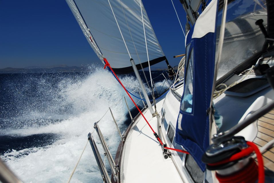 Sailing Tour in Barcelona - Inclusions