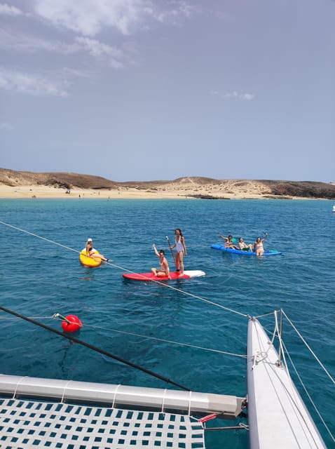 Sailing Tour to Papagayo Beach. - Skipper Information