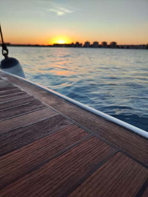 Sailing with sunset and swim in the sea - Who Is This Experience Best For?