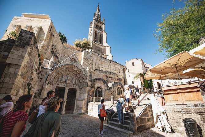 Saint-Emilion Electric Bike Day Tour With Wine Tastings & Lunch - Meeting Point and Start Time