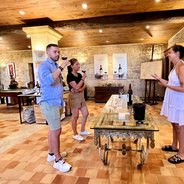 Saint-Émilion & Pomerol: Full Day Private Tour in a Classic Car - Key Points
