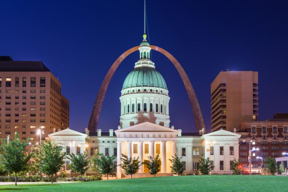 Saint Louis: Romantic Tour in The City of Love - Key Points