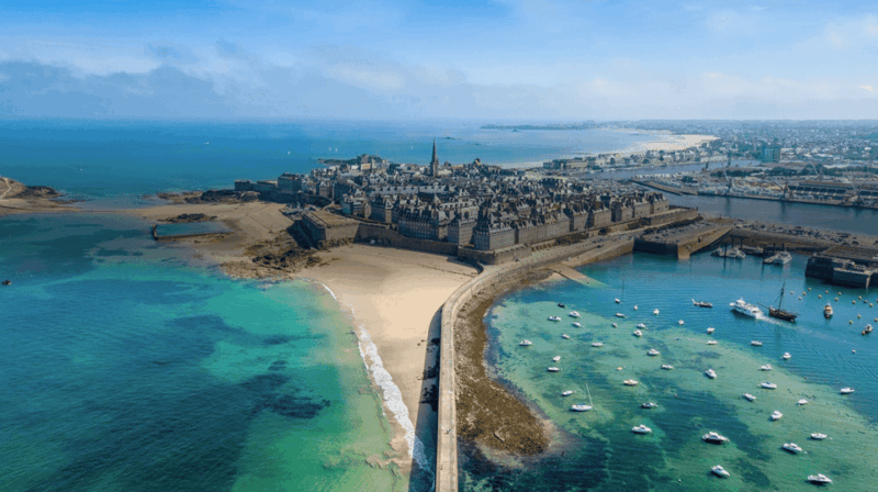 Saint-Malo: Private Guided Tour of the Historic Walled City - Highlights of the Tour