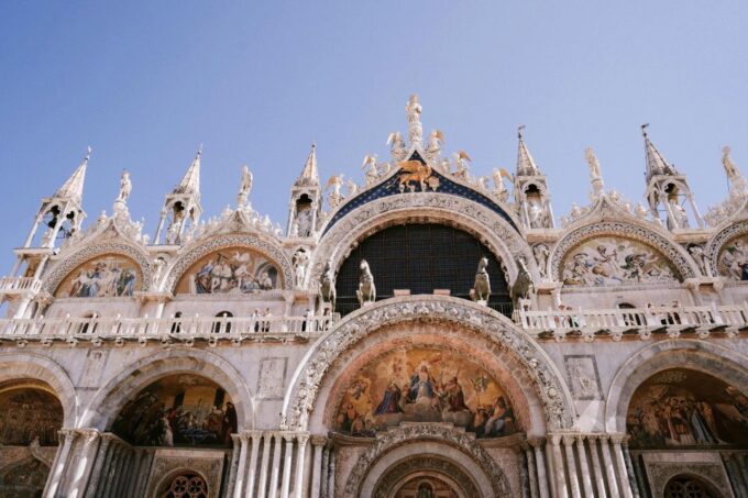 Saint Mark Basilica Priority Access & Audio Guide Option - Getting to Saint Marks Basilica