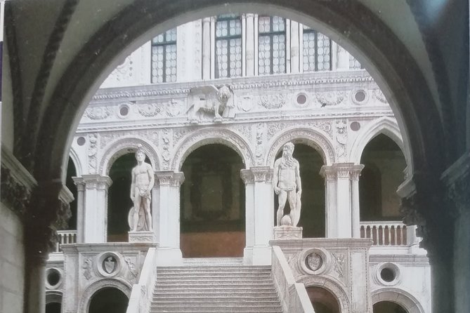 Saint Marks Basilica and Doges Palace Private Tour - Pricing and Guarantee