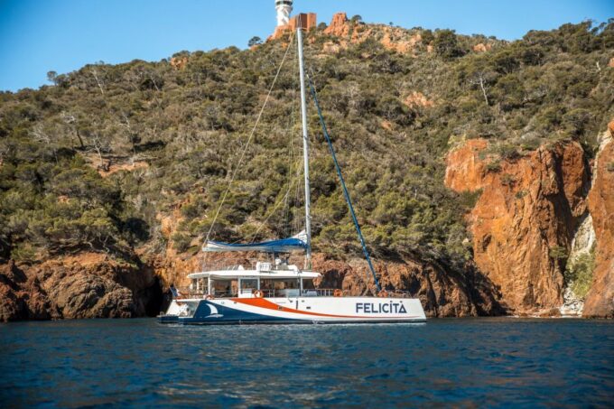 Saint-Raphaël: Golden Island Afternoon Cruise With Drinks - Ask Away