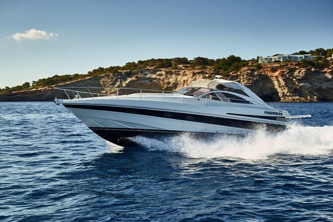 Saint Tropez Full Day Private Yacht Charter on our Pershing 45 - Key Points