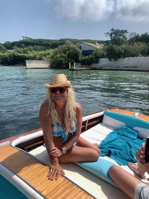 Saint-Tropez: Private Classic RIVA Boat Tour - Itinerary and Locations
