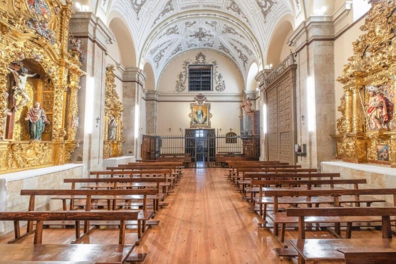Salamanca: Convent of Las Claras With Free Audioguide - Accessibility and Restrictions