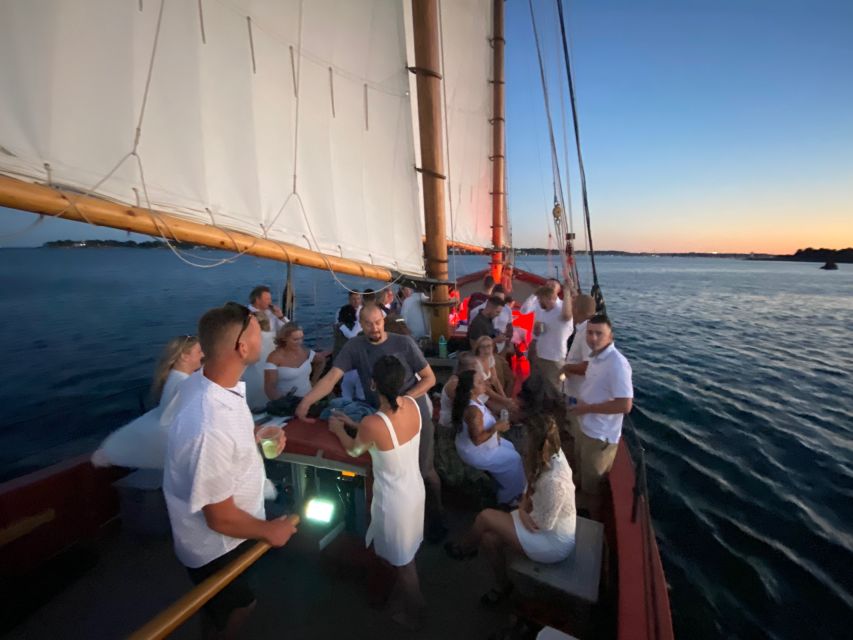 Salem: Historic Schooner Sailing Cruise - The Historic Schooner Fame