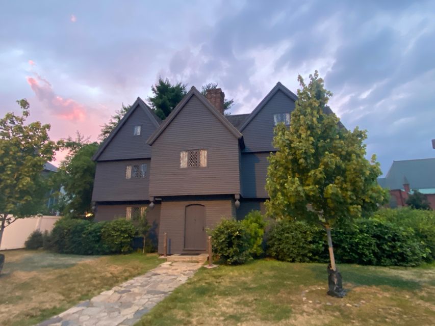 Salem, MA: History and Hauntings Guided Walking Tour - Key Points