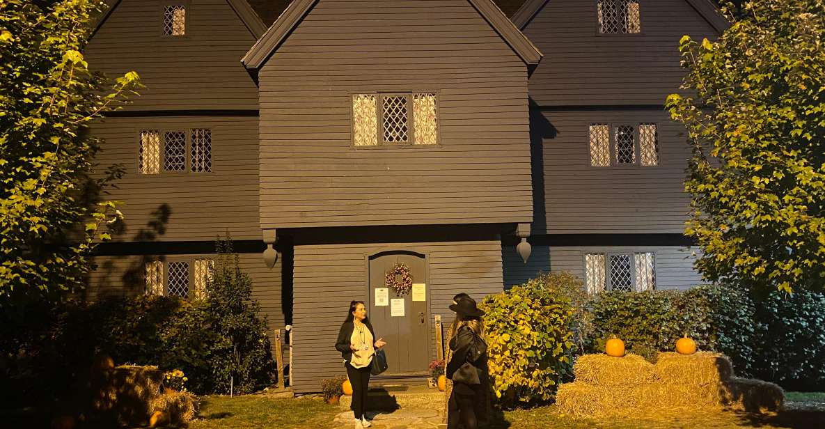 Salem: Psychic Bewitched Tour With Tarot Reading - Key Points