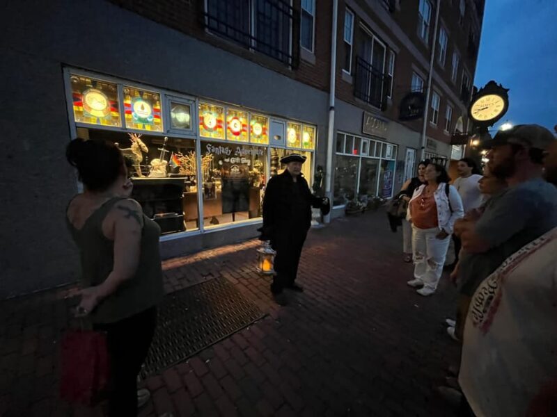 Salem: Vampires and Ghosts Walking Tour with Haunted Objects - An In-Depth Look at the Salem Vampires and Ghosts Tour