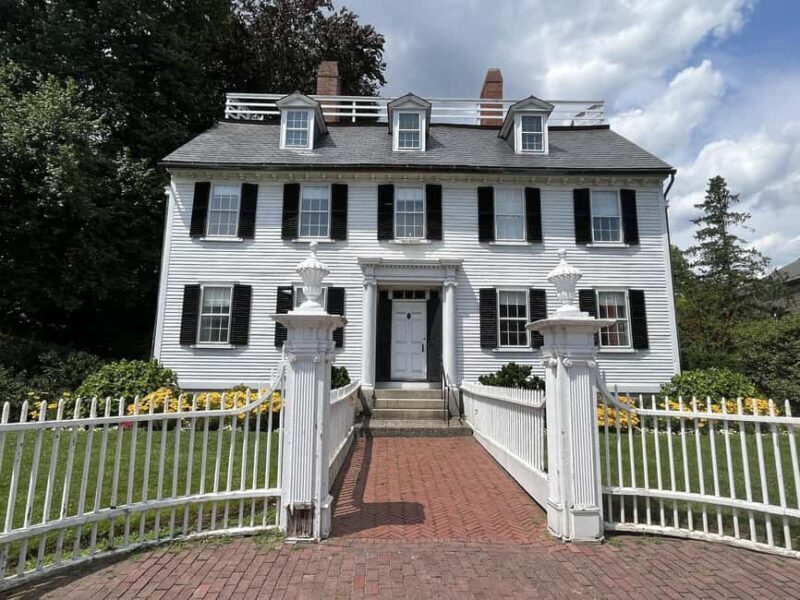 Salem Witch Tour from Boston by Train - Key Points