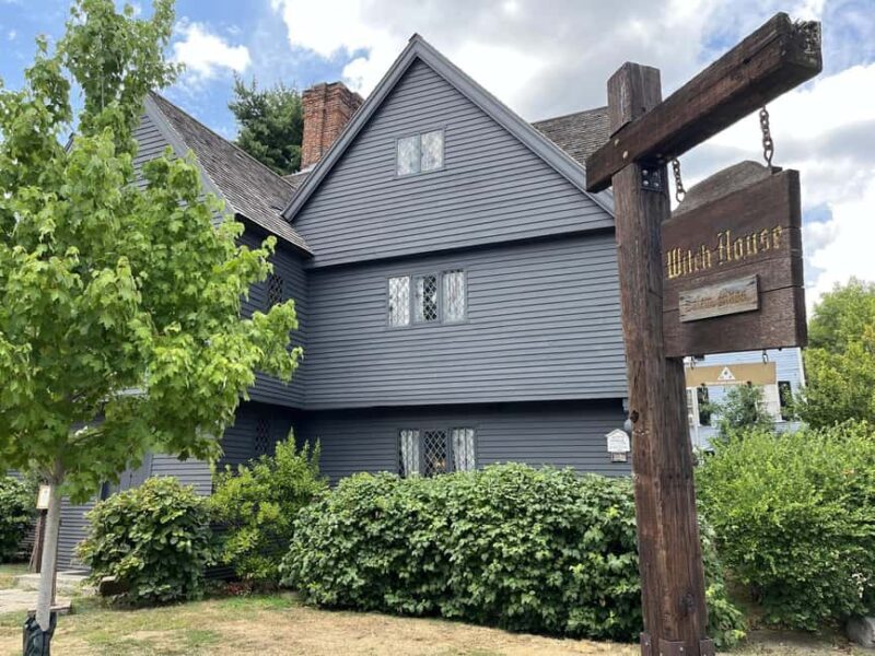 Salem Witch Tour from Boston by Train - A balanced look at Salem’s history and modern mystique