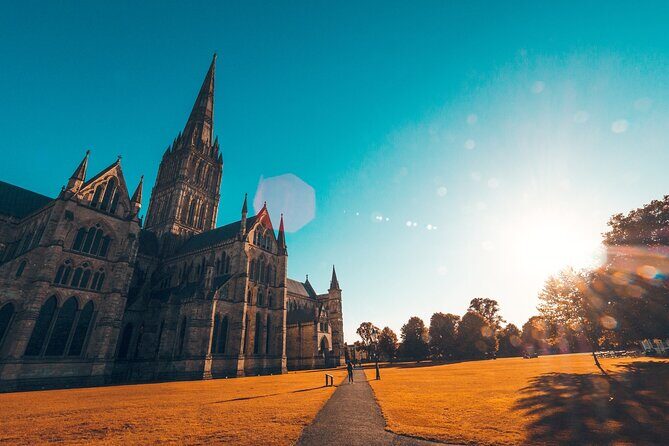 Salisbury Tour App, Hidden Gems Game and Big Britain Quiz (1 Day Pass) UK - Key Points