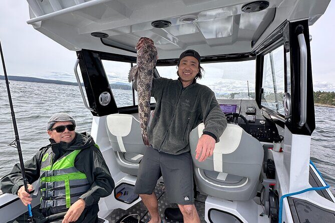 Salmon Fishing Charter in Vancouver - An In-Depth Look at the Vancouver Salmon & Crab Fishing Tour