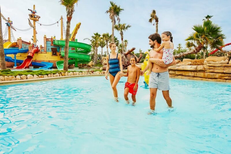 Salou: PortAventura Caribe Aquatic Park 1-Day Ticket - Park Experience and Attractions