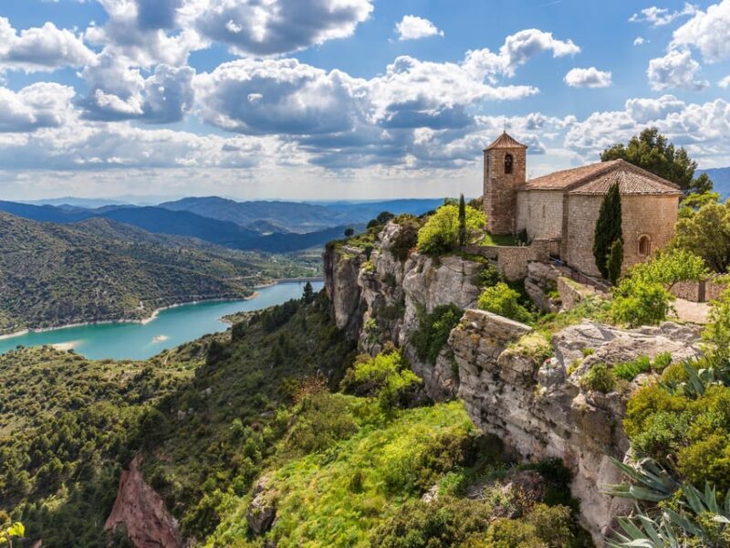 Salou: Siurana Castle and Cornudella Winery Tour - Exploring the Montblanc Walled Enclosure