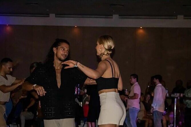 Salsa and Bachata Class and Night Out in Mexico City - Key Points