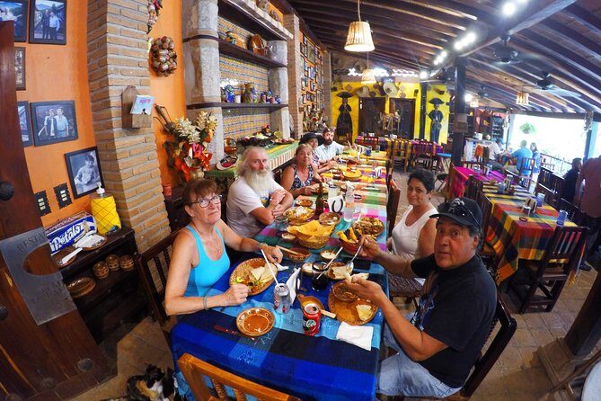 Salsa and Tortilla at El Quelite Village Private Vehicle - FAQs