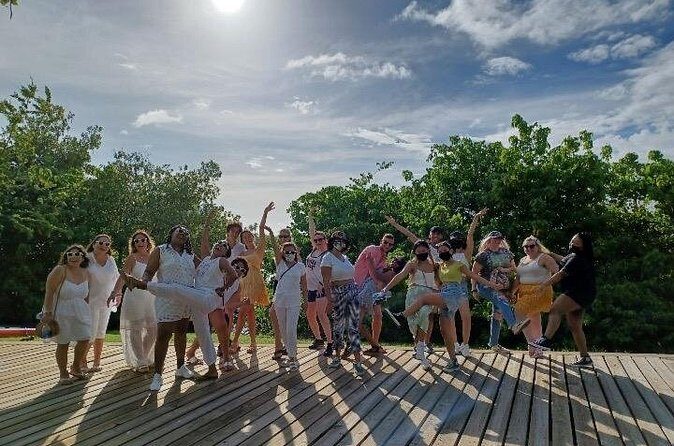 Salsa Dance Class in San Juan  Learn from Local Experts - Who Should Sign Up?