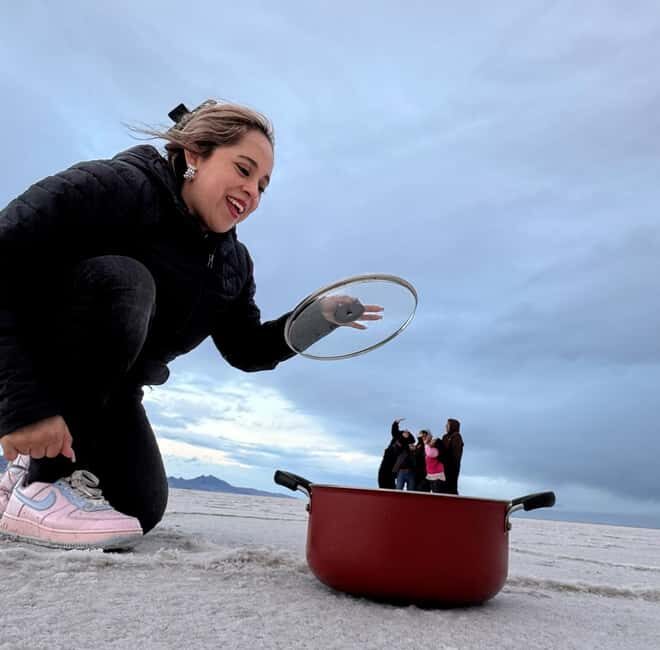Salt Lake: Bonneville Salt Flats Photography shared tour - Key Points