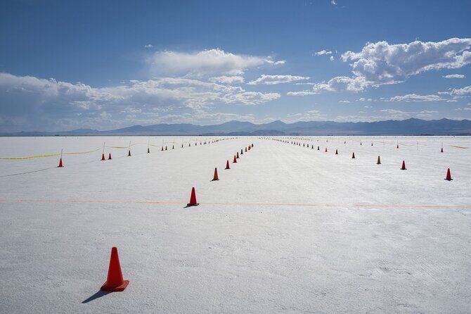 Salt Lake City to Sky Mirror-Bonneville Salt Flats Half Day Tour - An In-Depth Look at the Experience