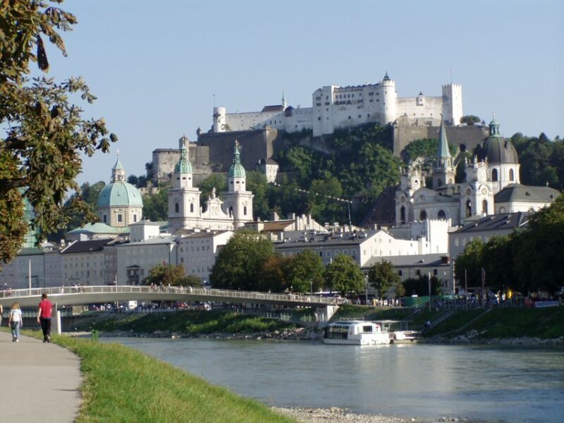 Salzburg 2.5-Hour Walking Tour: Mozart, Old Town & More - Authenticity and Value
