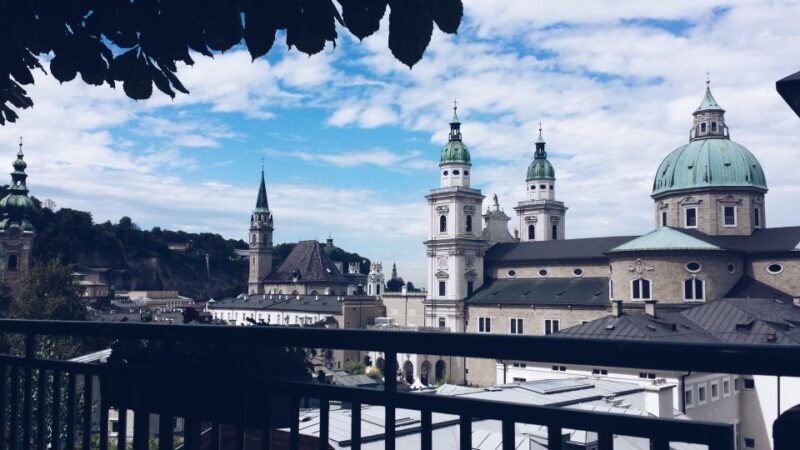 Salzburg: Express Walk with a Local in 60 minutes - Key Points