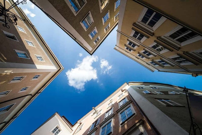 Salzburg: Fotokurs Emotionale Architekturfotografie - Why the Evening and Blue Hour Matter