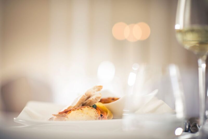 Salzburg: Mozart Concert with Dinner - Salzburg: Mozart Concert with Dinner — An Evening of Music and History