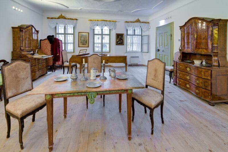 Salzburg Old Town, Fortress, Cathedral Private Walking Tour - The Value of This Tour