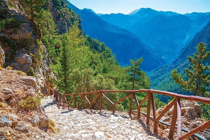Samaria Gorge Hike - Discovering the Samaria Gorge Hike: An Authentic Adventure for Nature Lovers