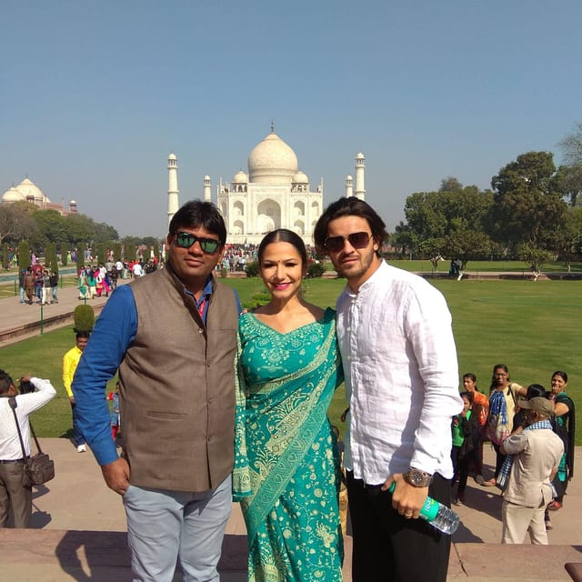 Same Day Agra Tour From Hyderabad With Return Flight - Experience Highlights