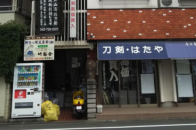 Samurai Training---My Class Is Not a Tourist Trap(Tax Included) - Samurai History, Sword Craftsmanship, and Etiquette