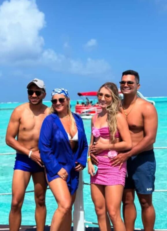 San Andrés: Rumba Party Cruise on a Floating Bar! - Day Tour - The Sum Up