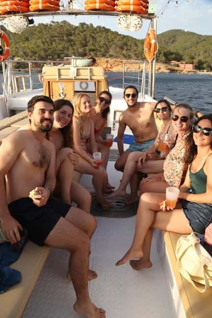 San Antonio: Cala Bassa, Cala Conta and Cave Boat Trip - Who will love this boat trip?  
