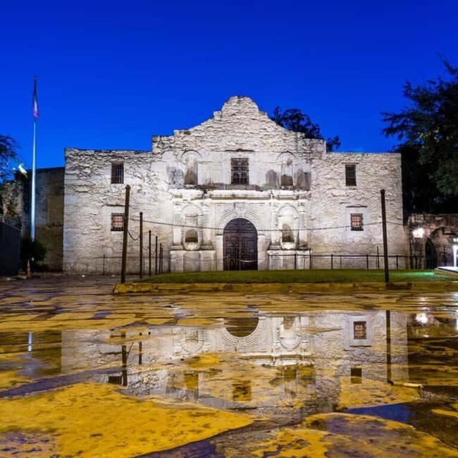 San Antonio: City Lights Night Tour by Trolley - Key Points