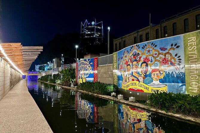 San Antonio Downtown Twilight Art Tour - A Closer Look at the San Antonio Downtown Twilight Art Tour