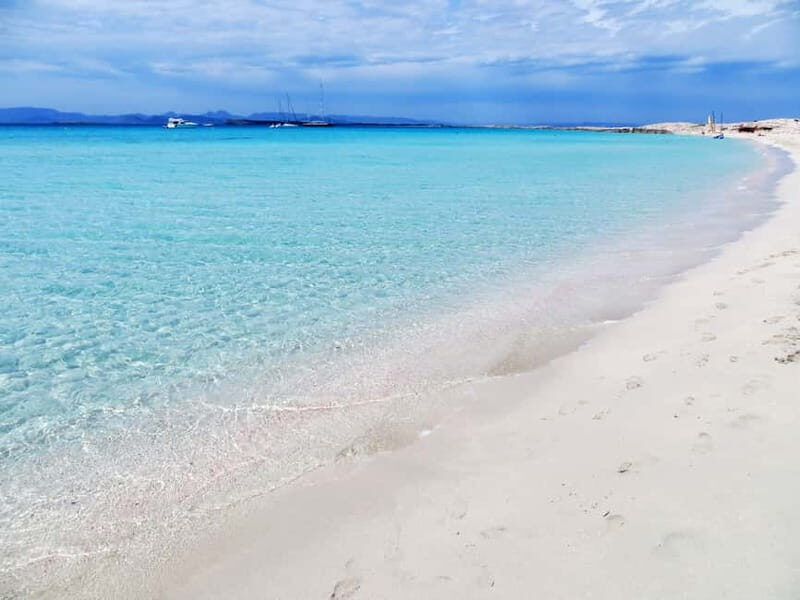 San Antonio: Es Vedrà, Formentera Tour with Food & Drinks - Who Should Book This Tour?