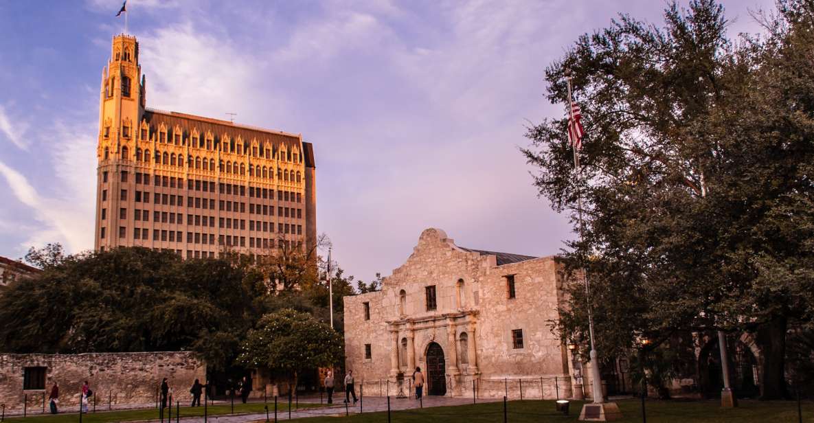 San Antonio: Guided Haunted Pub Crawl - Key Points