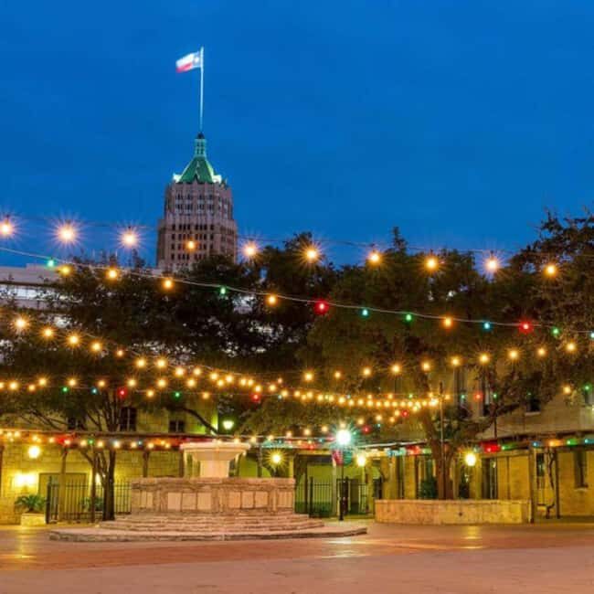 San Antonio: Holiday Sights & Festive Nights Trolley Tour - An Overview of the Tour Experience