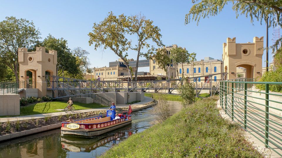 San Antonio: Pearl District Walking Tour + Taco Tastings - Whats Included