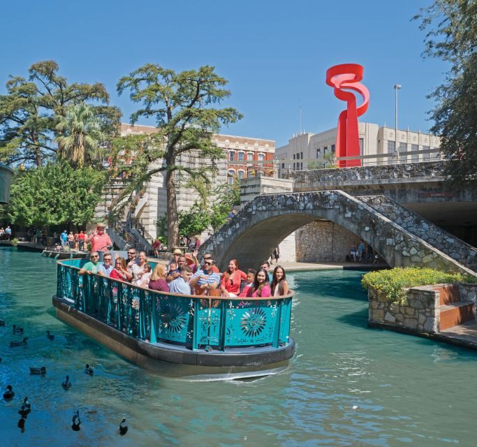 San Antonio: River Walk Cruise Ticket - The Guide and Commentary