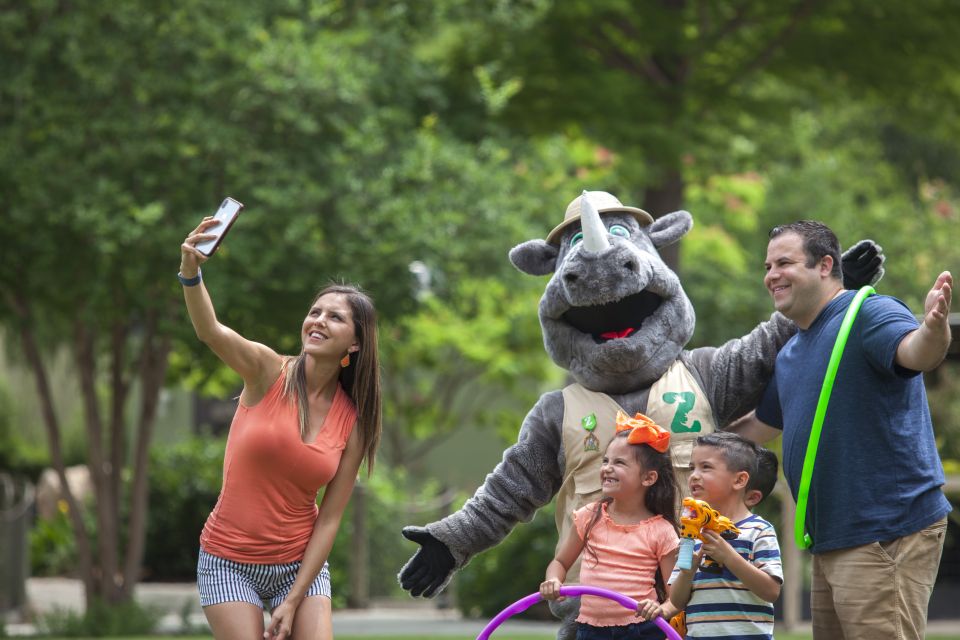 San Antonio: San Antonio Zoo Any Day Ticket - Seasonal Events and Activities