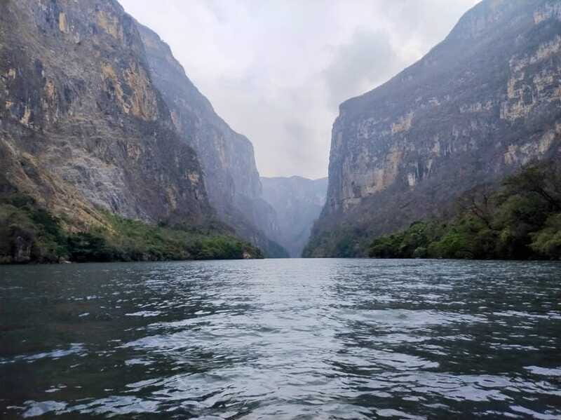 San Cristobal: Sumidero Canyon and Botanero Restaurant Tour - Visiting a Botanero Restaurant: Authentic Flavors and Local Traditions