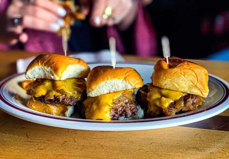 San Diego: Gaslamp District Food Tour with 6 Local Dishes - A Deep Dive Into the Gaslamp District Food Tour