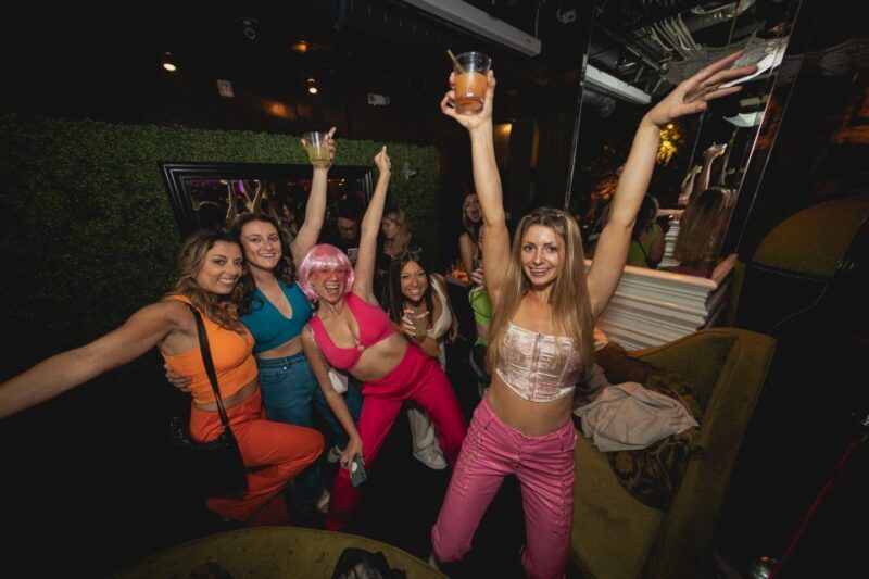 San Diego: Gaslamp Quarter Drink, Mingle & Dance Club Tour - The Atmosphere and Guides