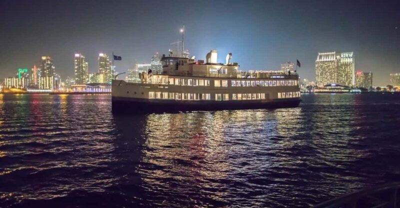 San Diego: New Year's Eve Early Buffet Dinner Cruise - Why This Cruise Offers Great Value